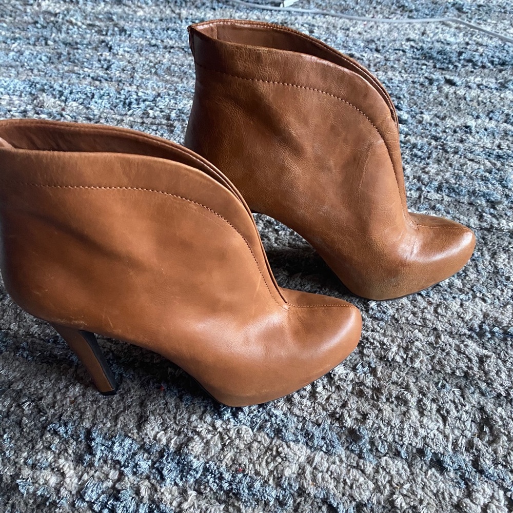 Jessica Simpson booties